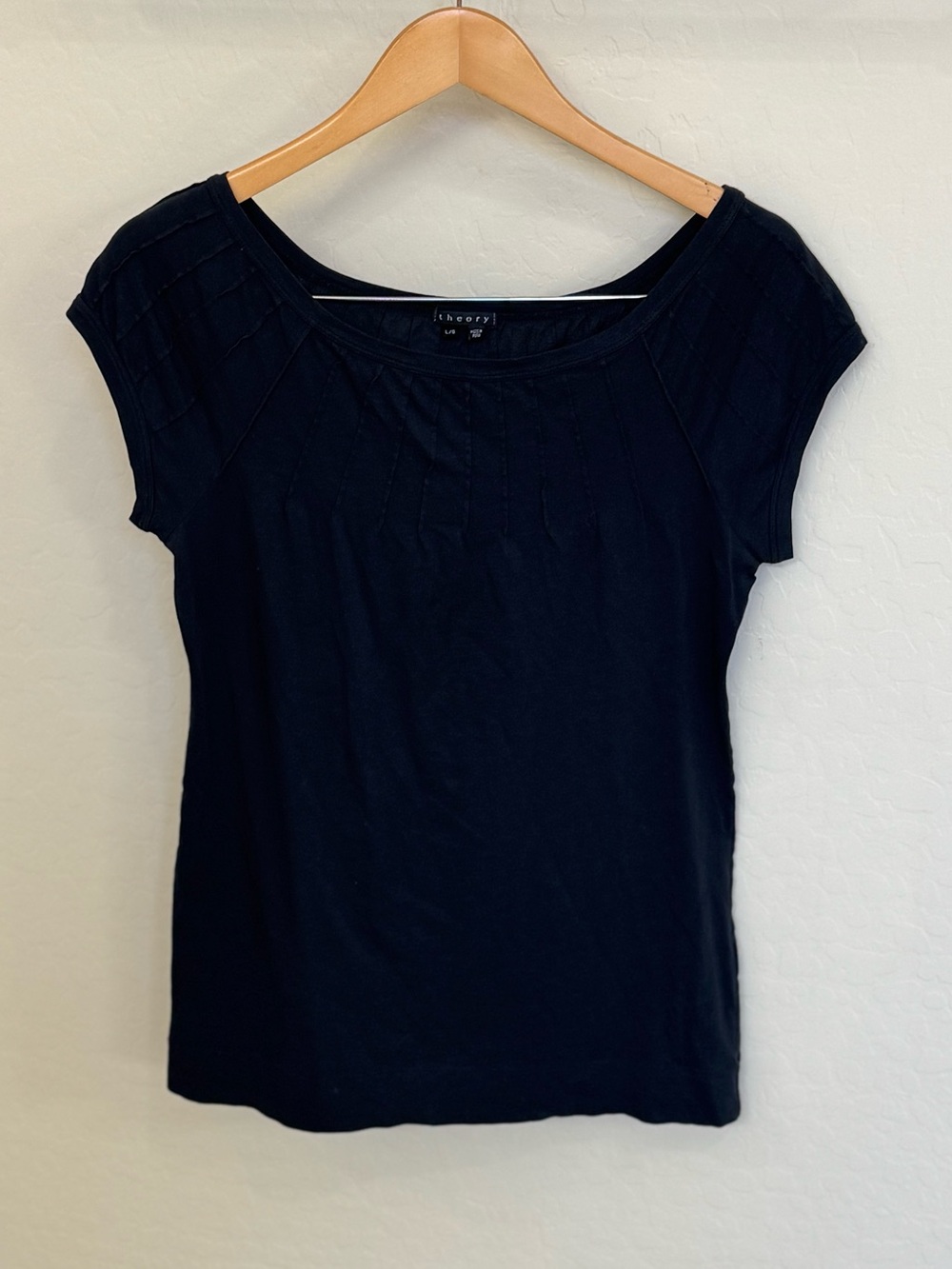 Theory Black Knit Scoop Neck Cap Sleeve Pleated Front Top Blouse Large